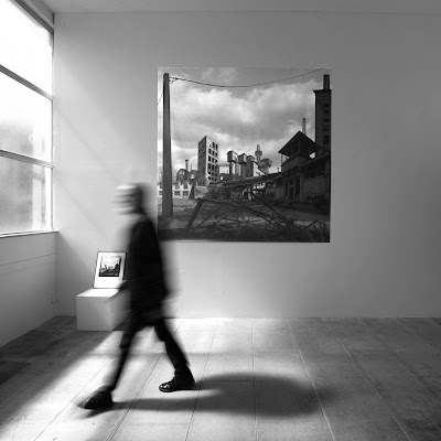 Space Factories, déconstruction de la photographie d’architecture vers la dissolution du sujet